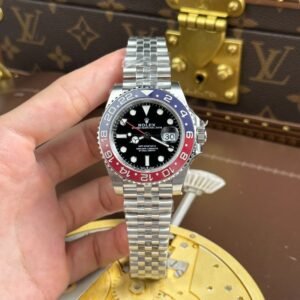 Rolex GMT-Master II 40 mm (Pepsi) Stainless Steel Jubilee